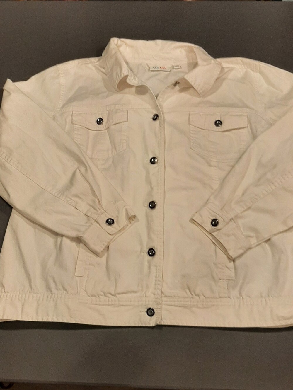 D & Company Denim White Rhinestone Button Jacket 1X Y2K